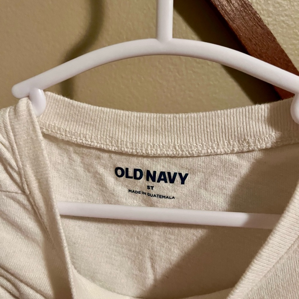 Old Navy 4T Long-Sleeve Pocket Tee Bundle - Picture 5 of 7